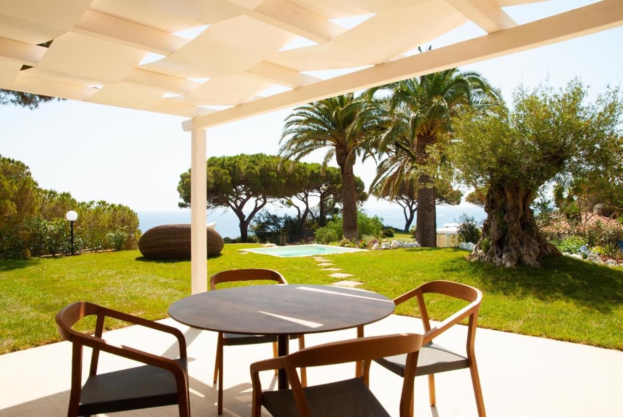 Resort Capo Bianco Porto Azzurro Exterior photo