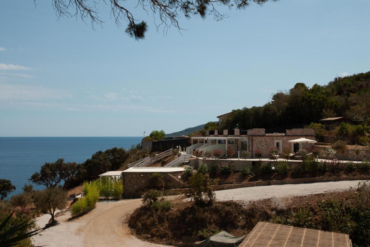 Resort Capo Bianco Porto Azzurro Exterior photo